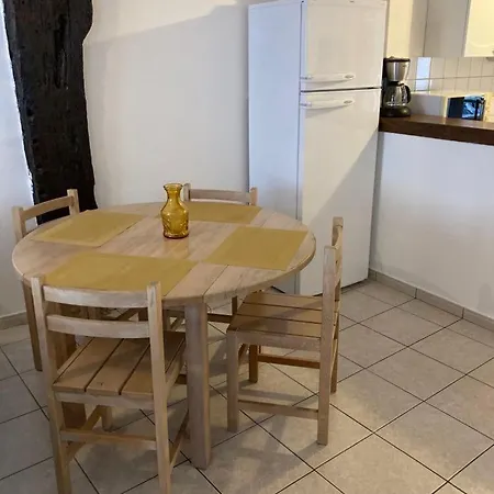 Apartman Superbe T3 Dans Le Quartier Historique De