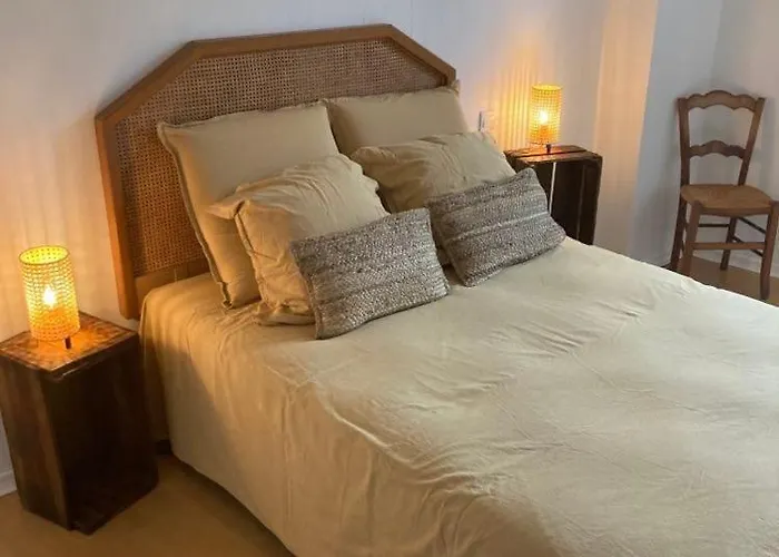 Superbe T3 Dans Le Quartier Historique De *